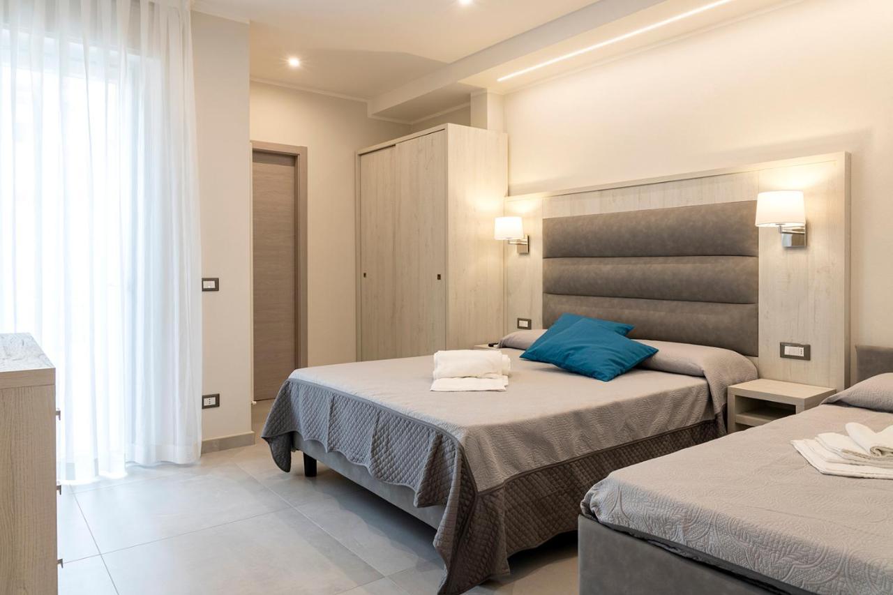 Versilia Residence - Colombo Λίντο ντι Καμαϊόρε Εξωτερικό φωτογραφία