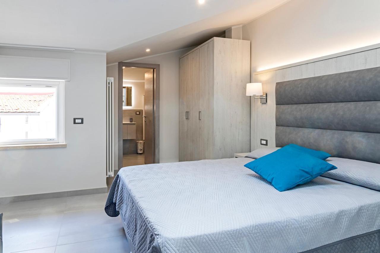 Versilia Residence - Colombo Λίντο ντι Καμαϊόρε Εξωτερικό φωτογραφία