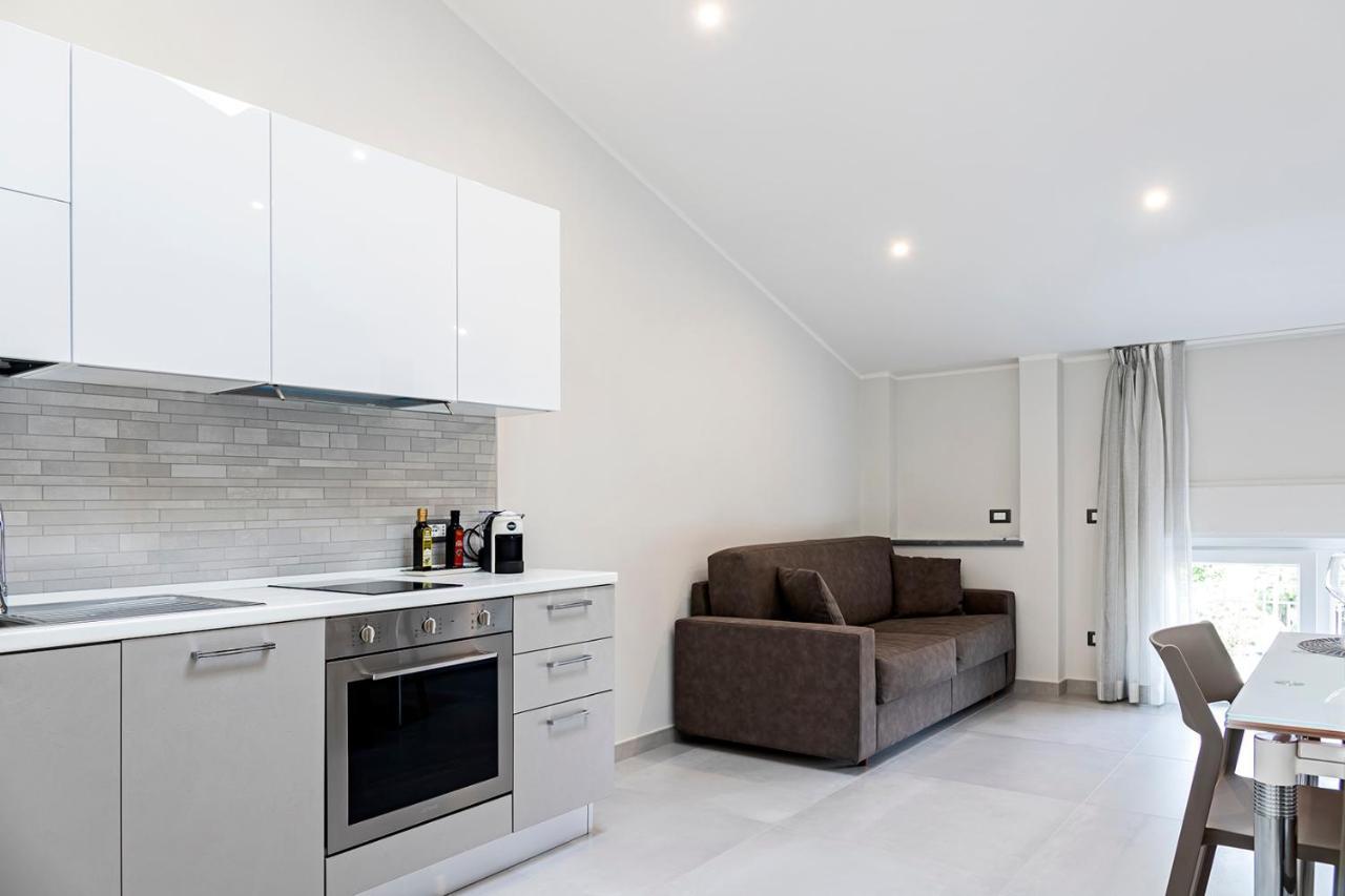 Versilia Residence - Colombo Λίντο ντι Καμαϊόρε Εξωτερικό φωτογραφία